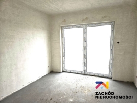 Dom w stanie deweloperskim w Ochli